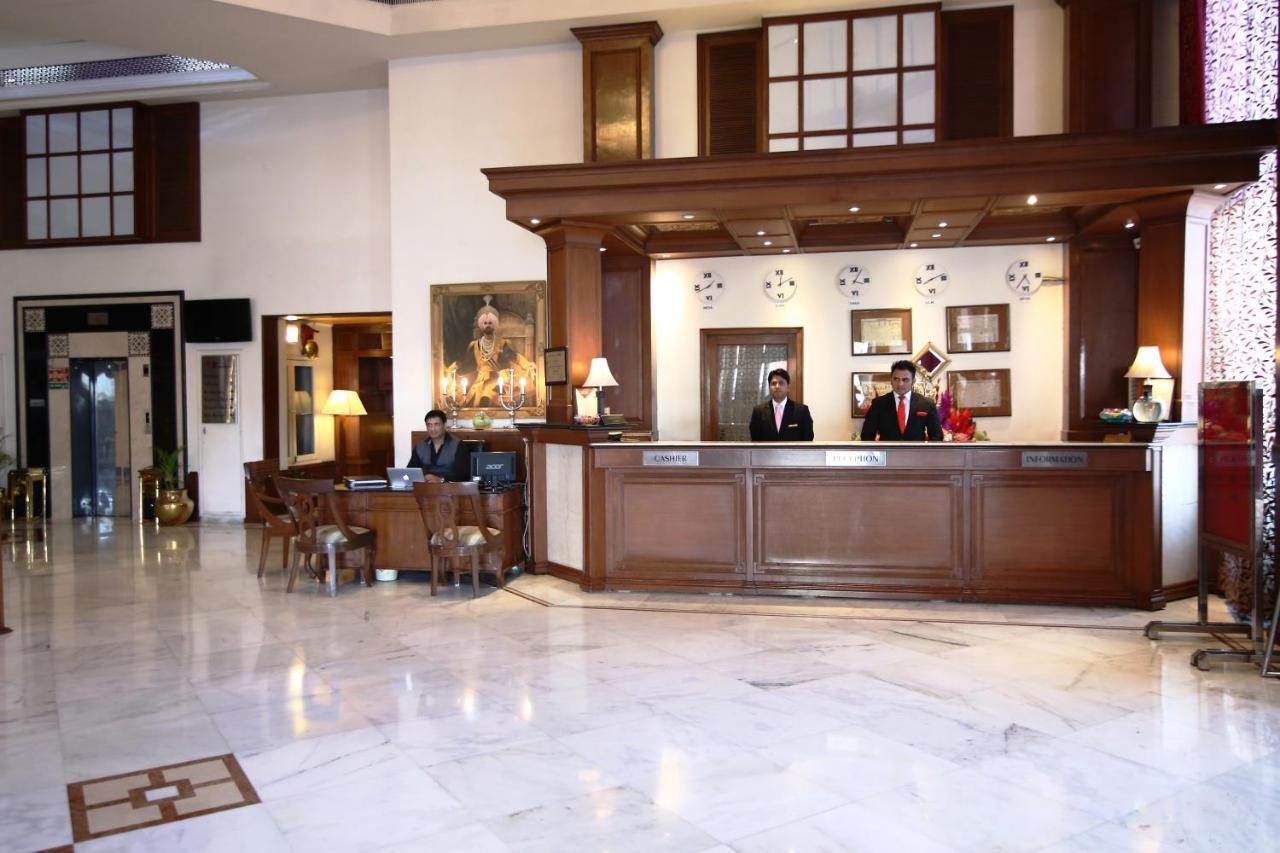 Hotel President Jalandhar Eksteriør bilde