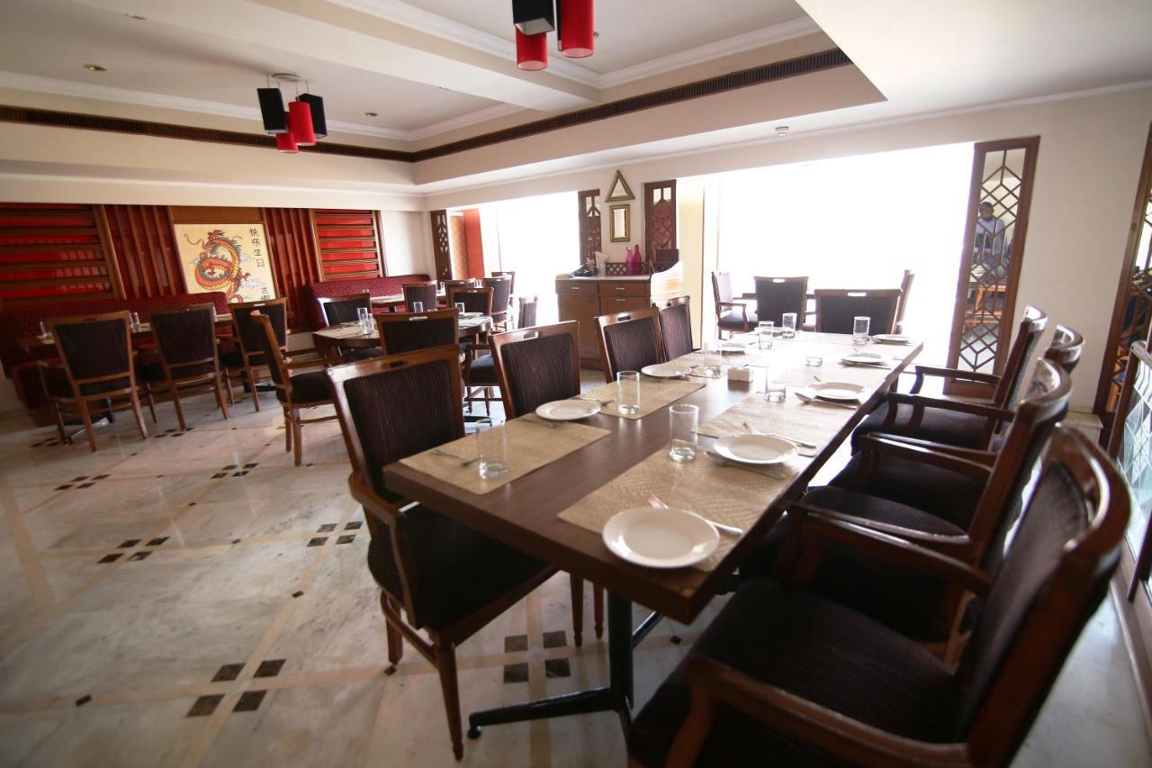 Hotel President Jalandhar Eksteriør bilde